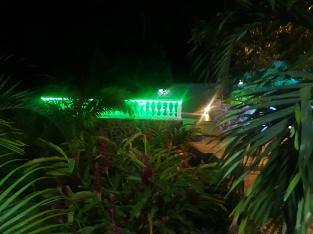 Finca De Nosotros Bonda Exterior photo