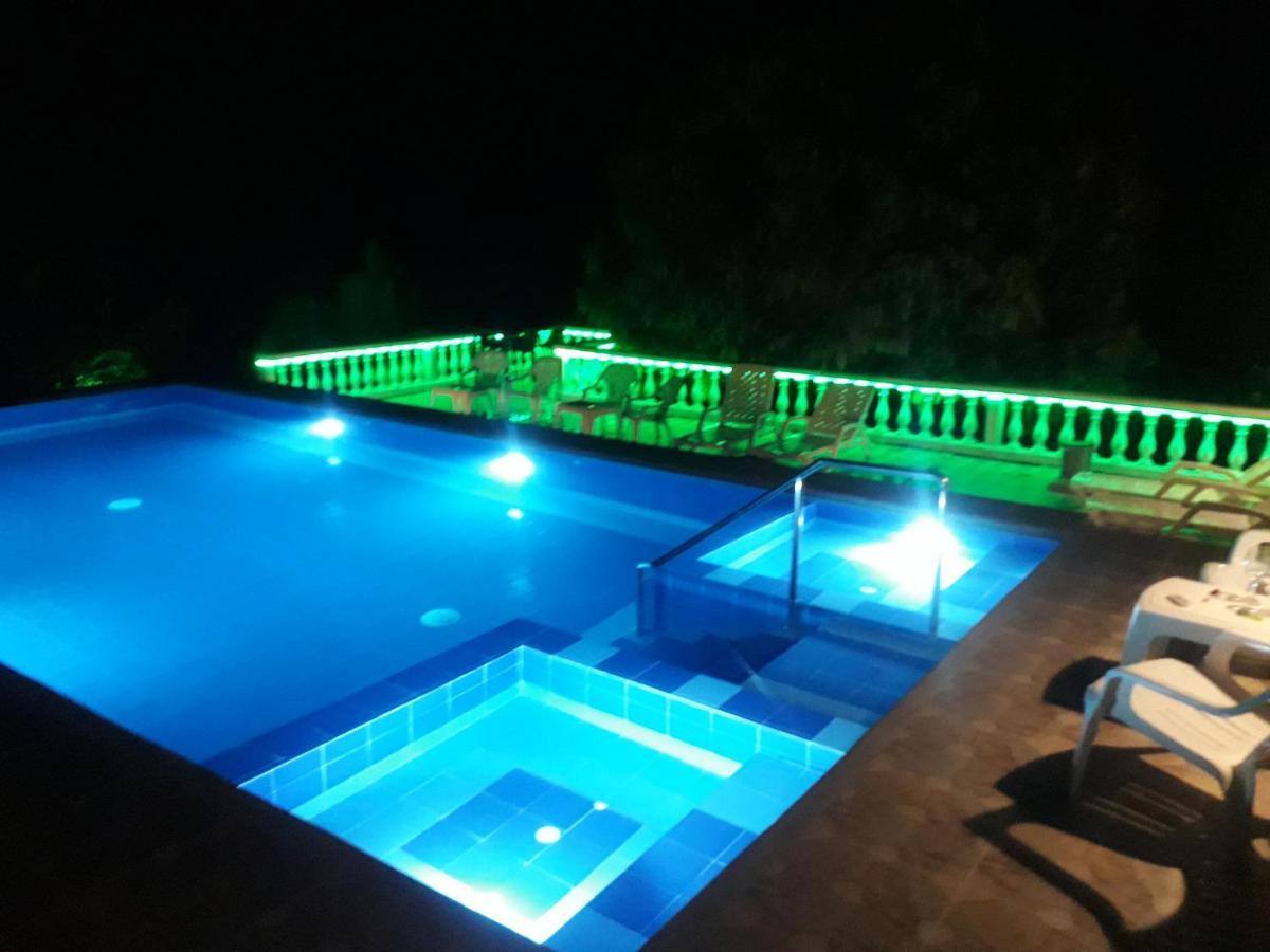 Finca De Nosotros Bonda Exterior photo