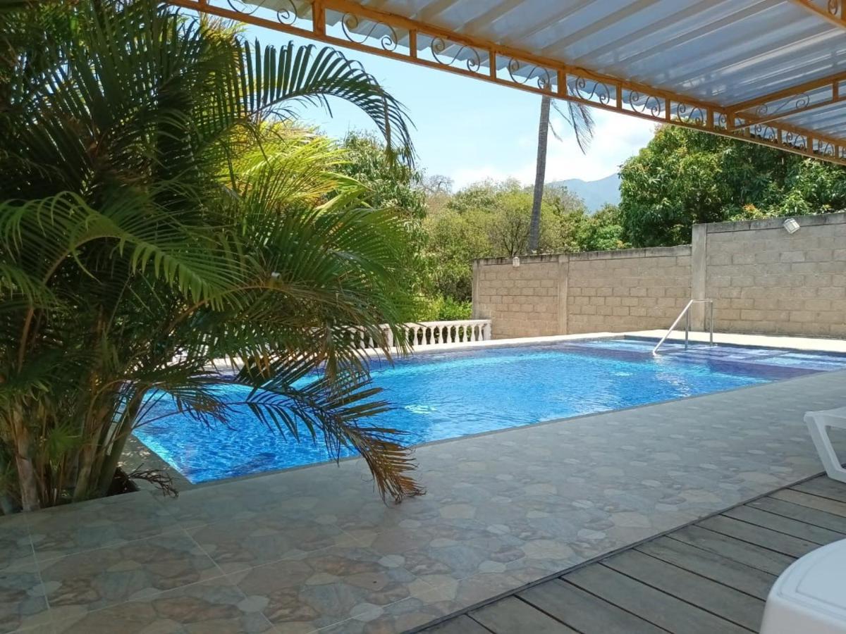 Finca De Nosotros Bonda Exterior photo