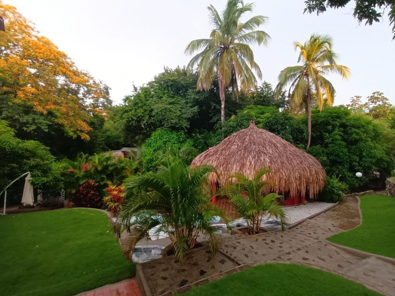 Finca De Nosotros Bonda Exterior photo
